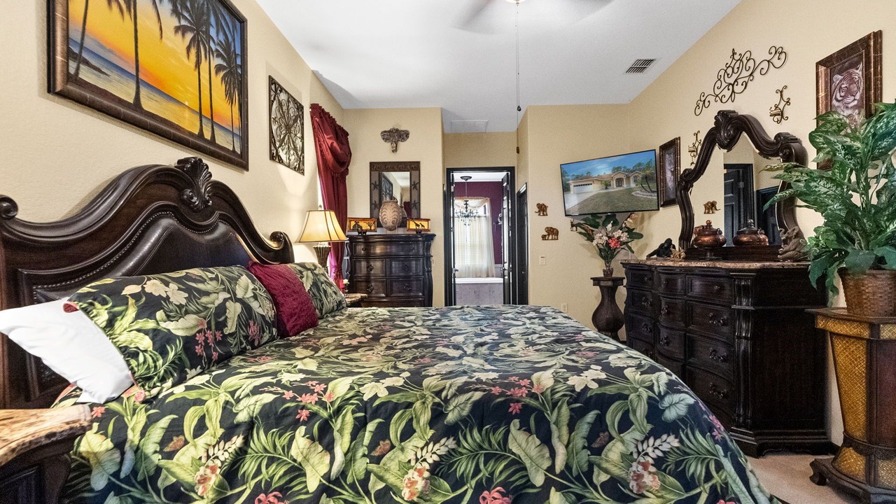 Photo of Bedroom in Brooksville