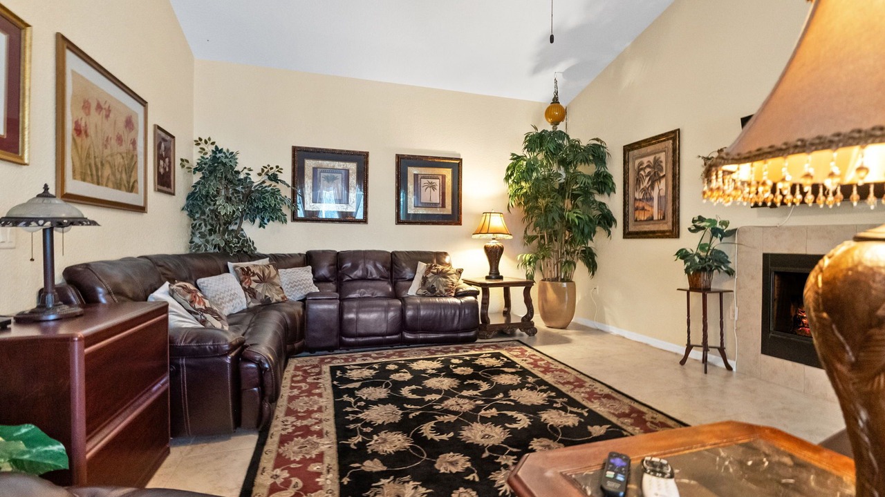 Photo of Livingroom in Brooksville