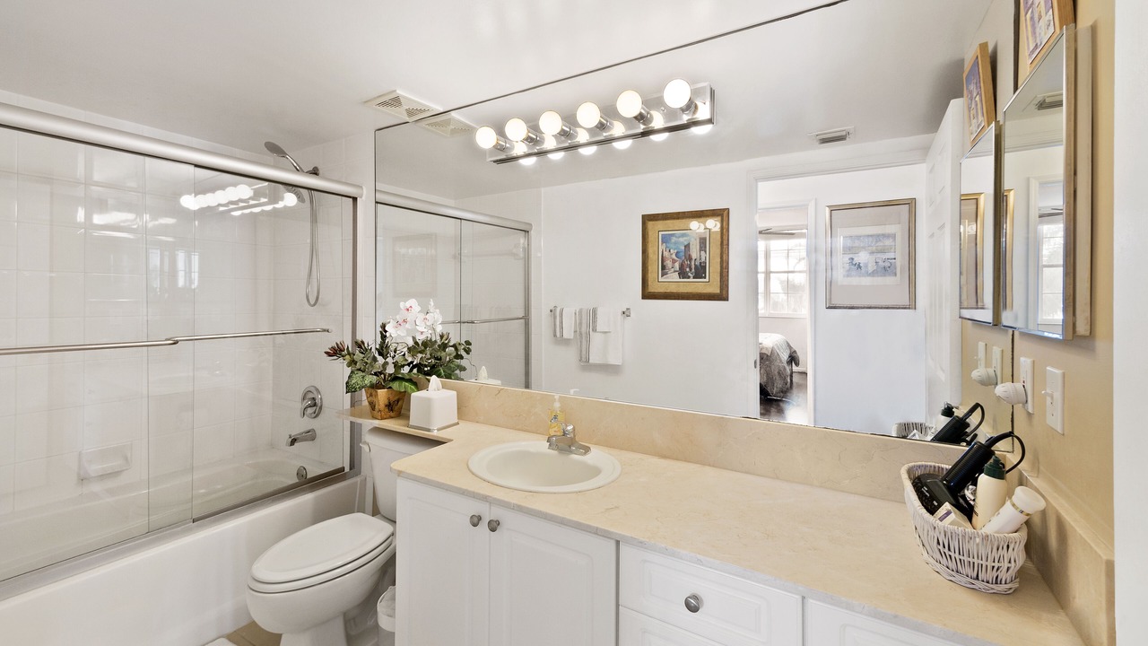 Photo of Bathroom in Downtown West Palm Beach