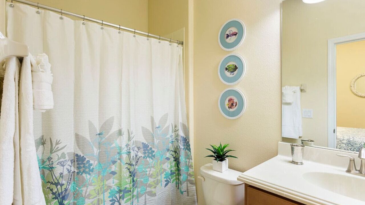 Photo of Bathroom in Davenport