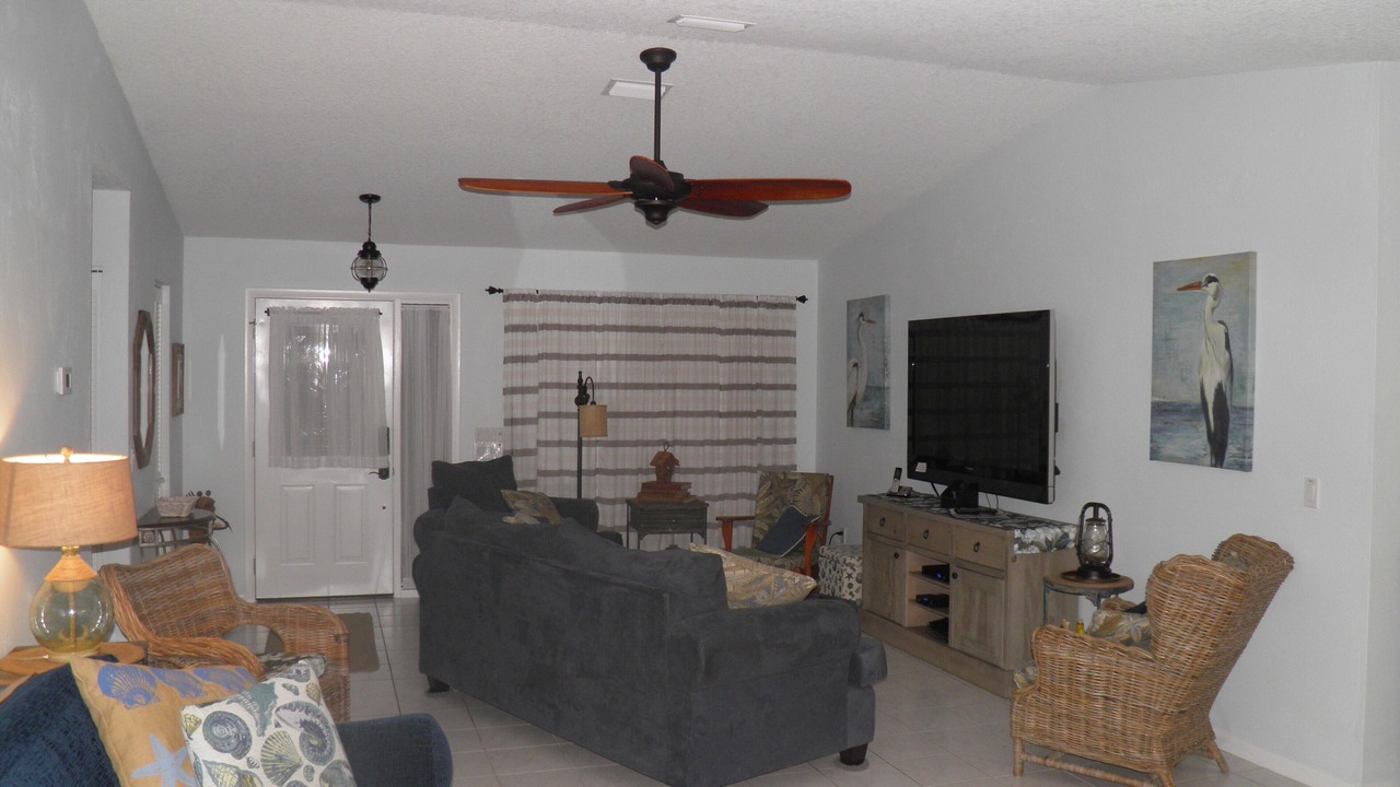 Photo of Livingroom in Palm Harbor