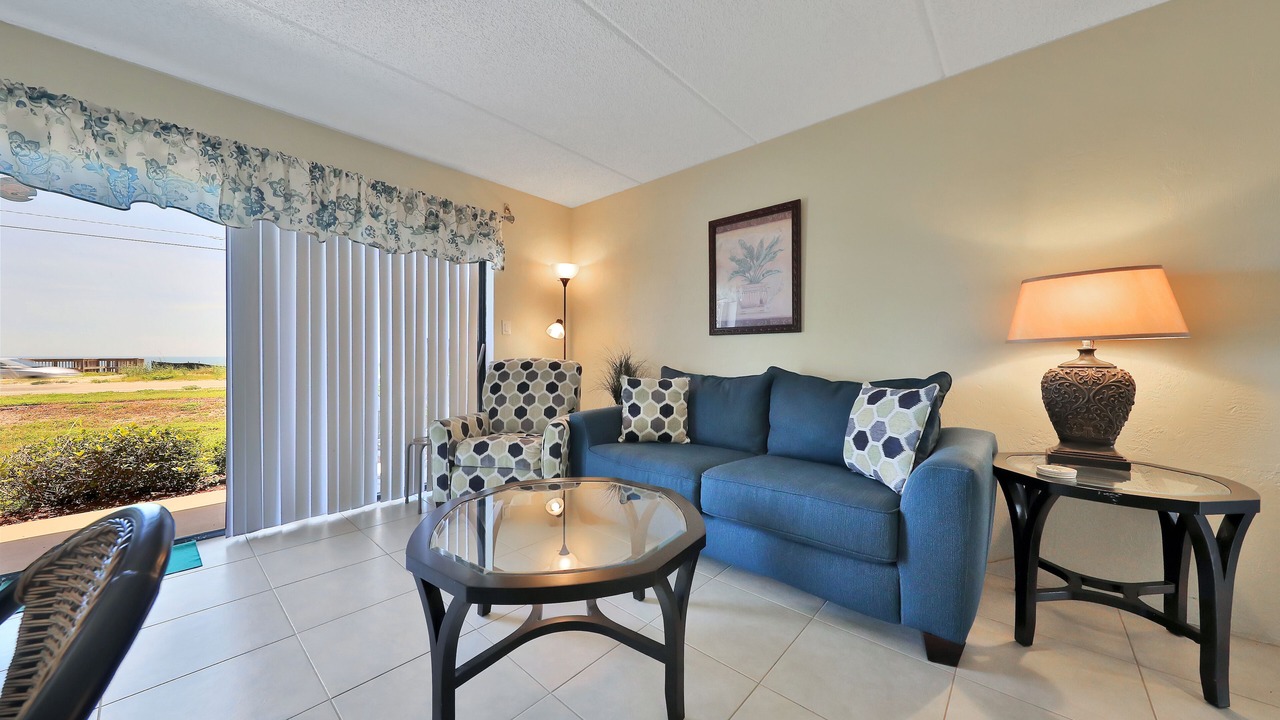 Photo of Livingroom in Ormond-by-the-Sea