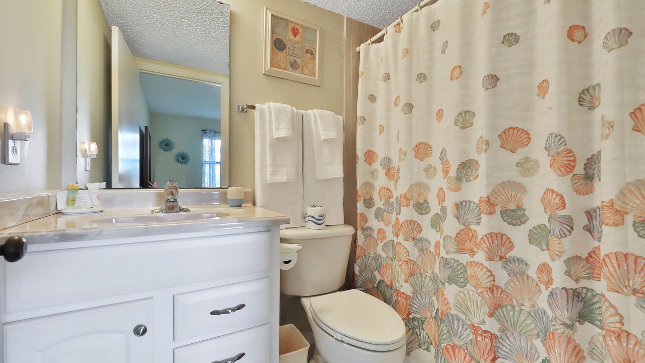 Photo of Bathroom in Ormond-by-the-Sea