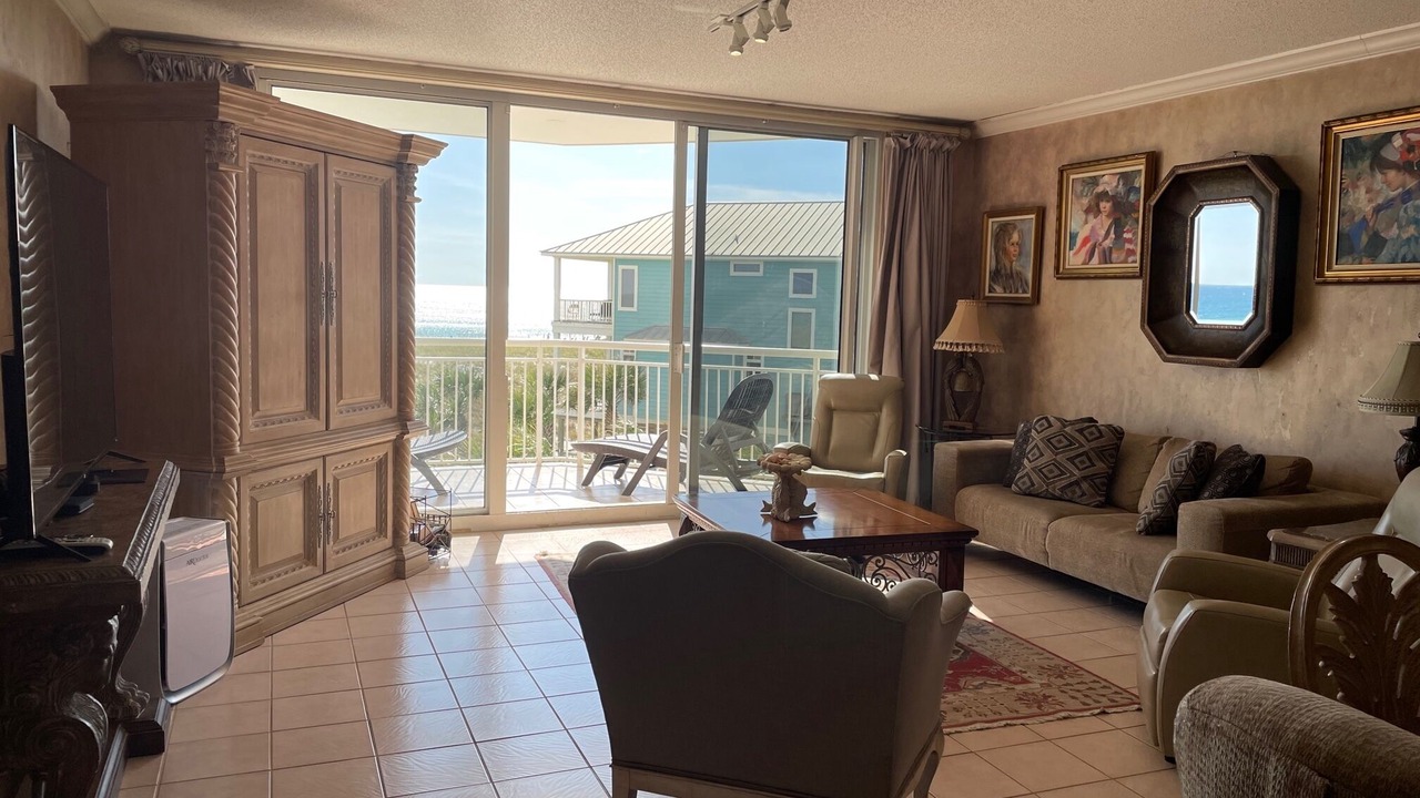 Photo of Livingroom in Navarre Beach