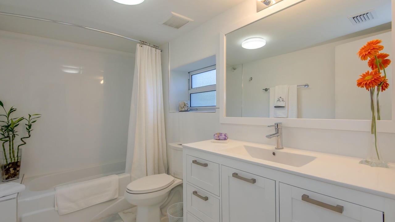 Photo of Bathroom in East Fort Lauderdale