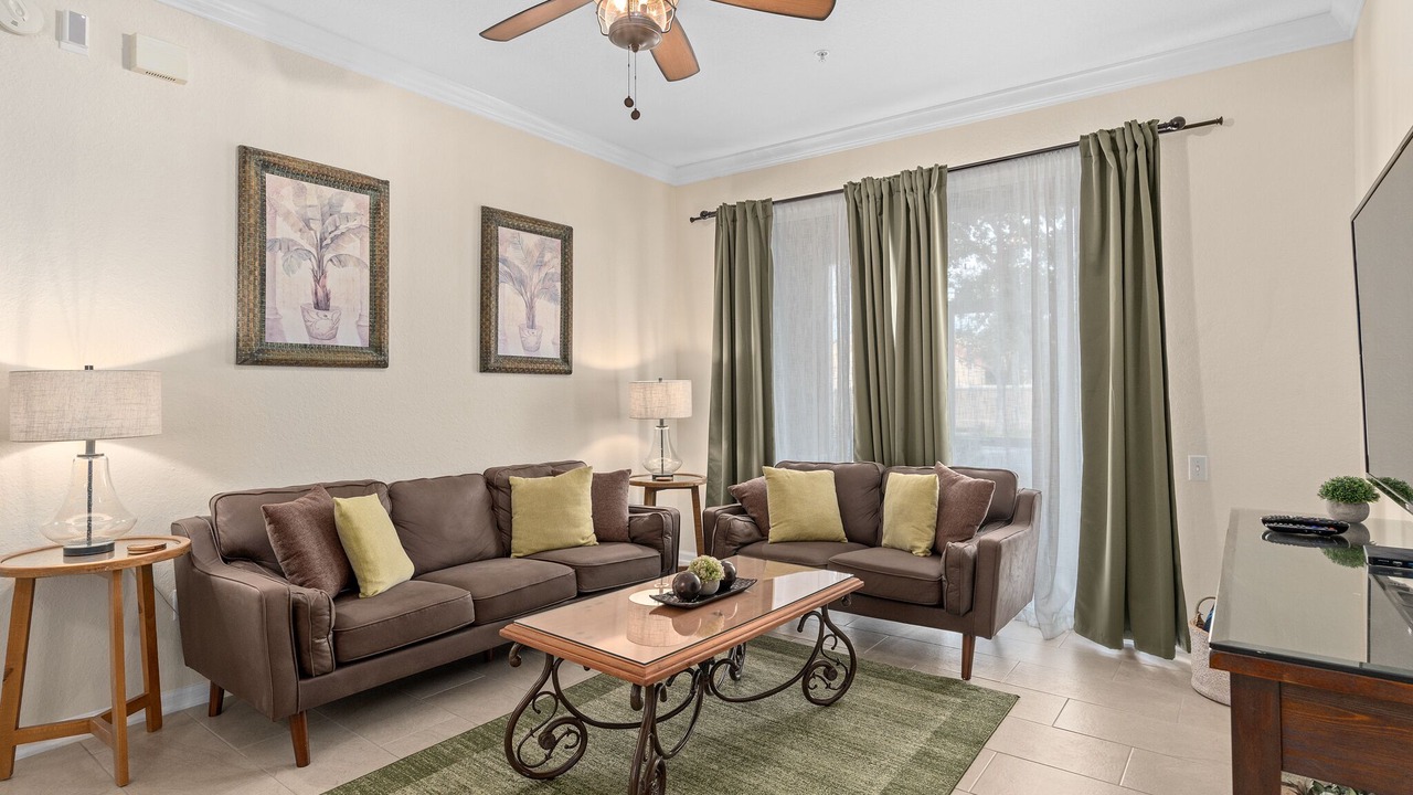 Photo of Livingroom in Windsor Hills
