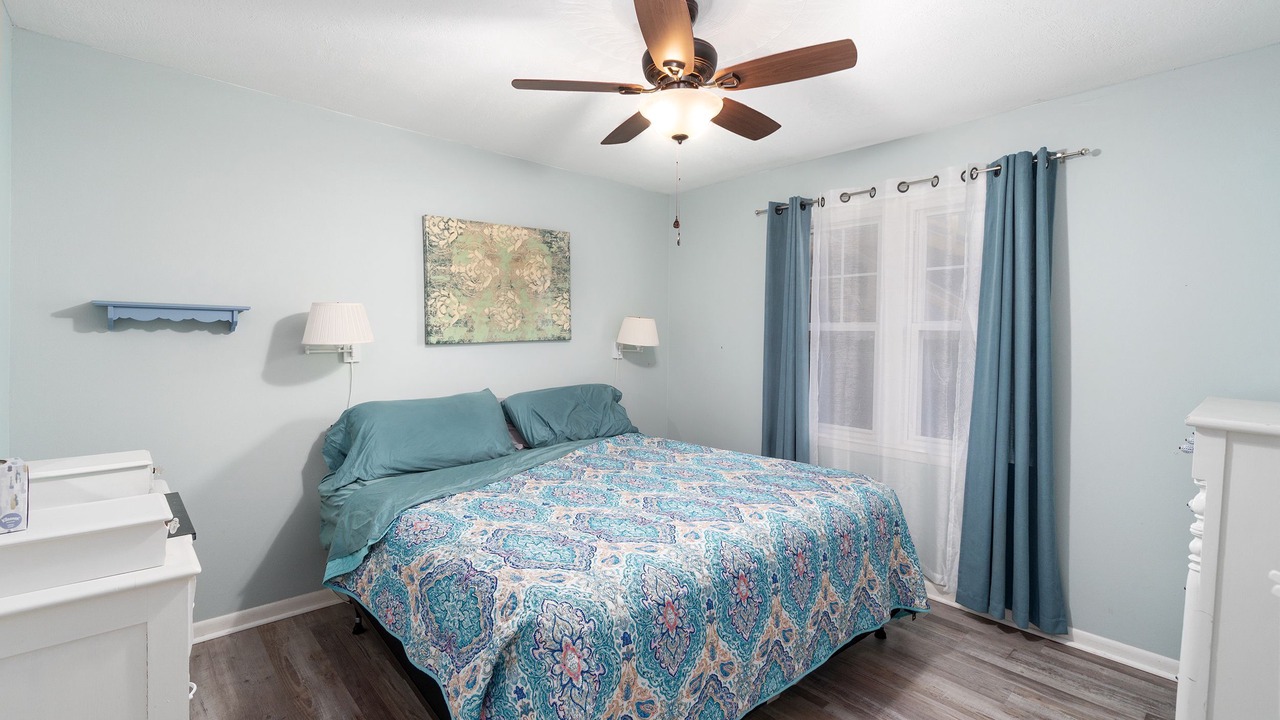 Photo of Bedroom in Candler