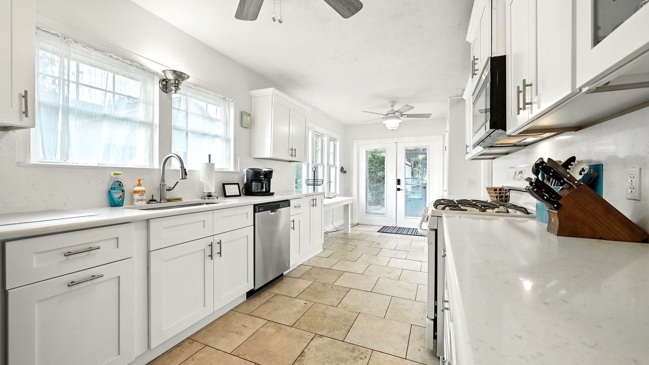 Photo of Kitchen in Candler