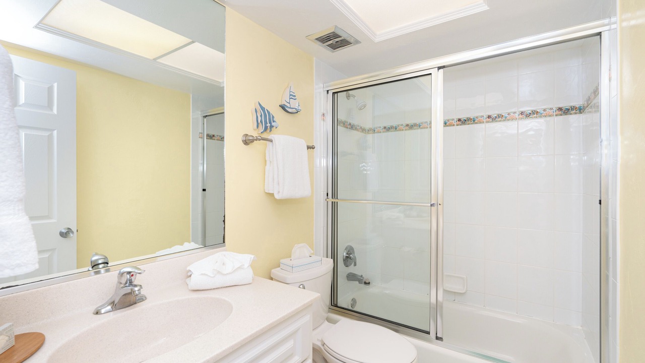 Photo of Bathroom in Palm Island