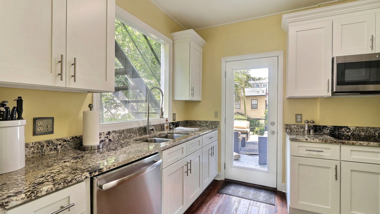 Photo of Kitchen in Historic Downtown Savannah