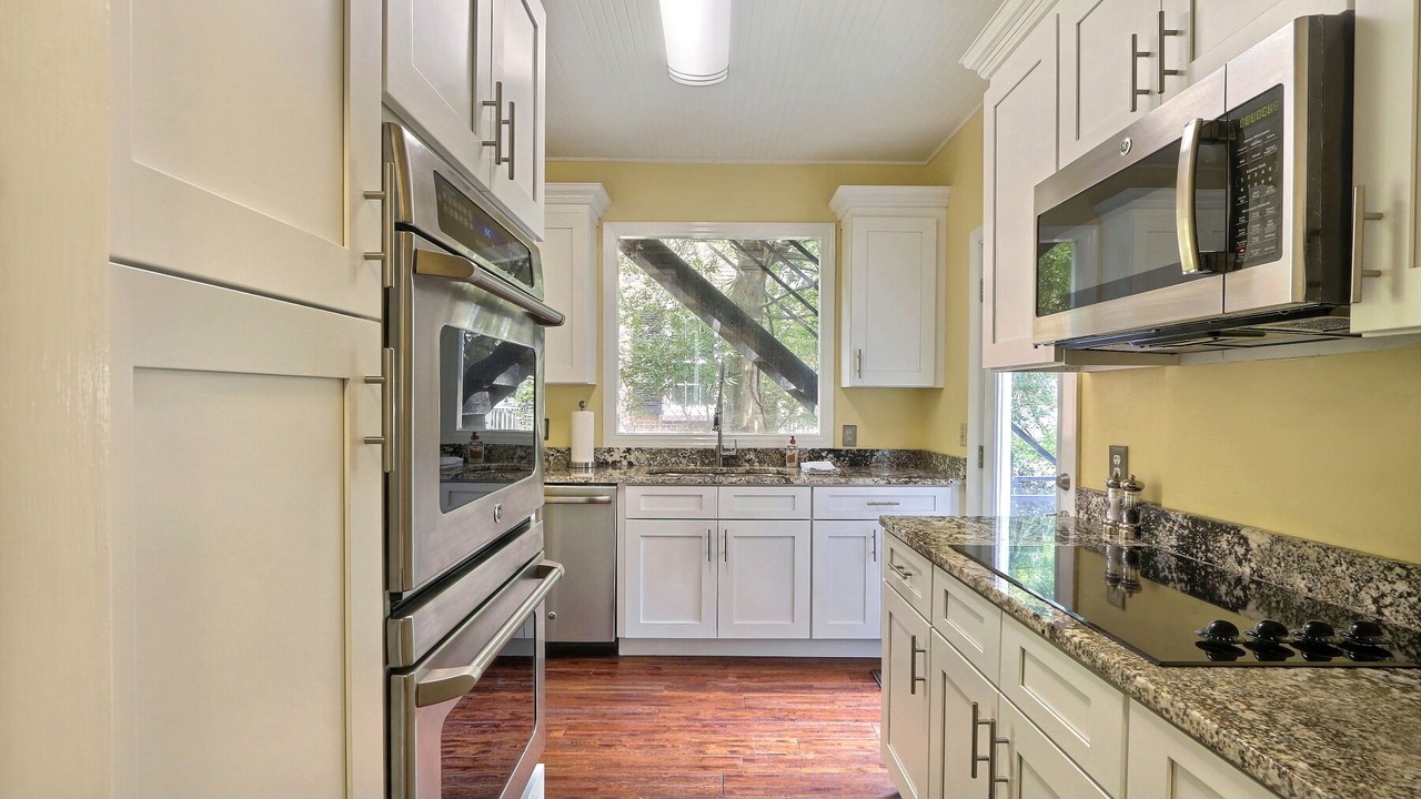 Photo of Kitchen in Historic Downtown Savannah