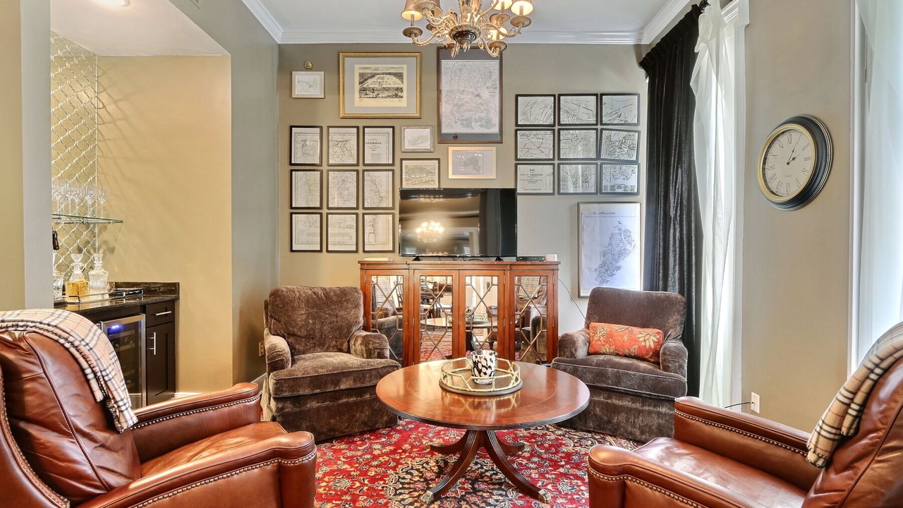 Photo of Livingroom in Historic Downtown Savannah