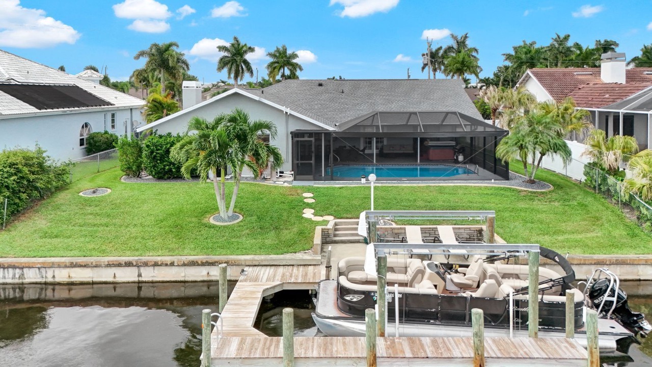 Photo of Outdoor in Pelican