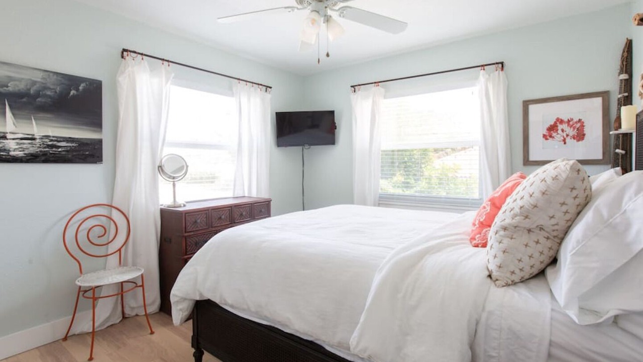 Photo of Bedroom in Southside