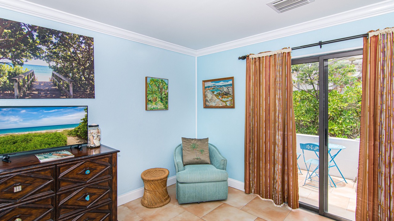 Photo of Livingroom in Juno Beach