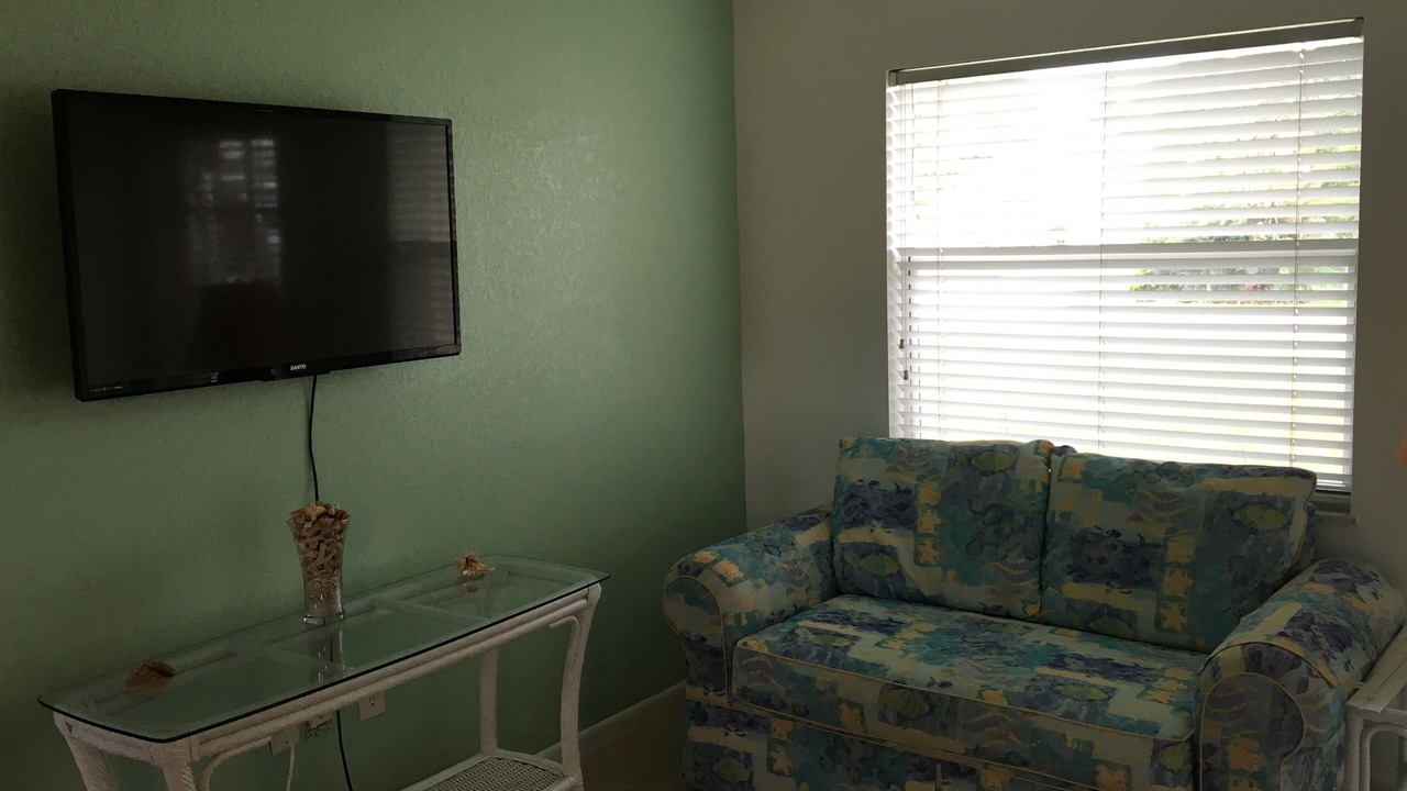 Photo of Bedroom in Naples Park