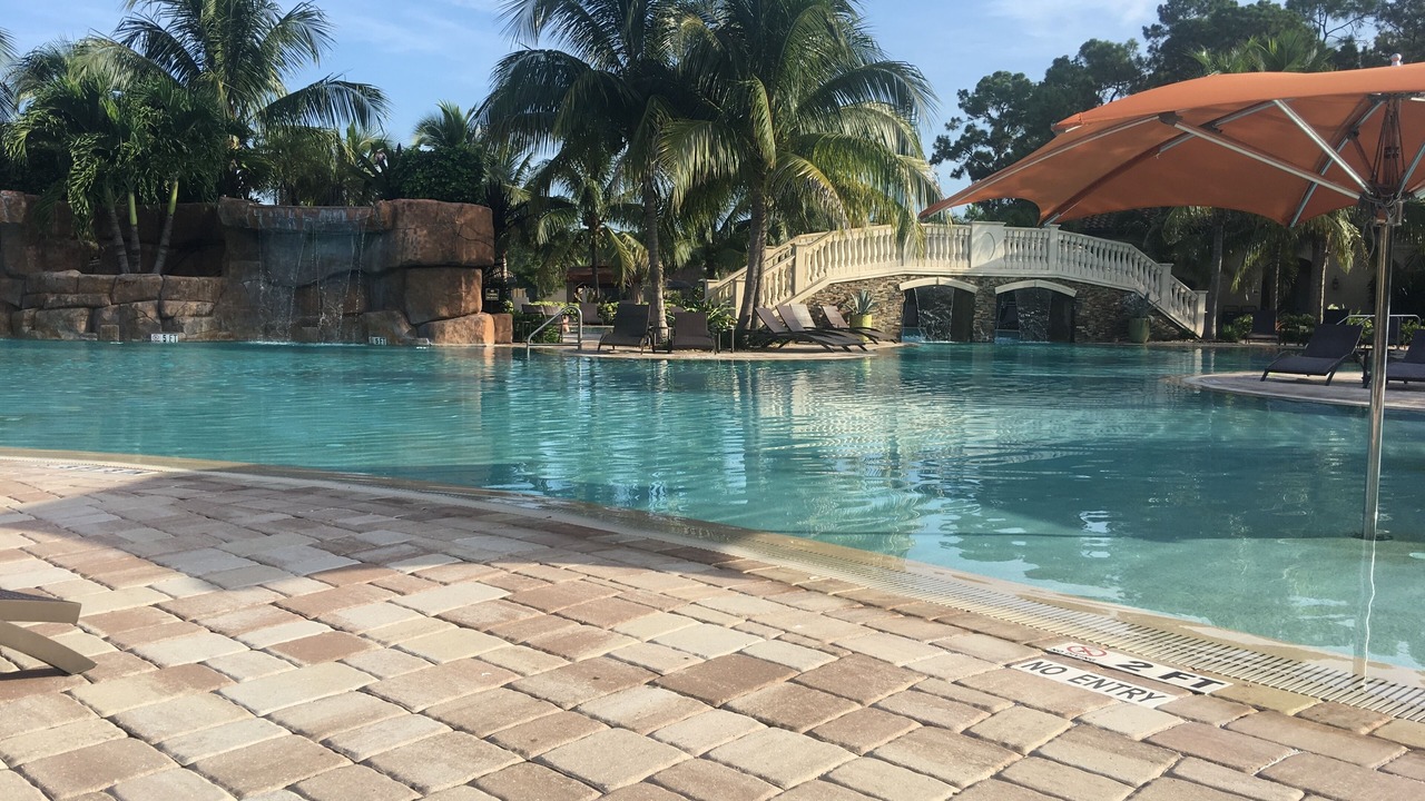 Photo of Outdoor in Naples