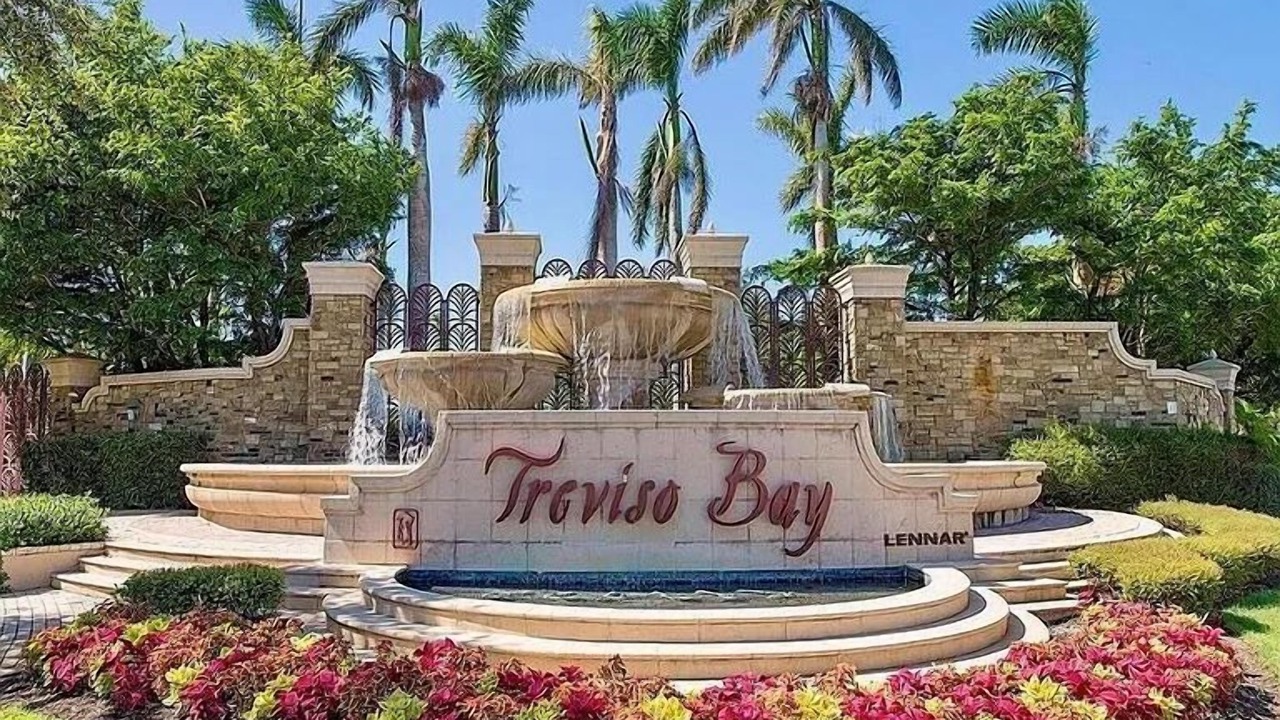 Photo of Outdoor in Naples