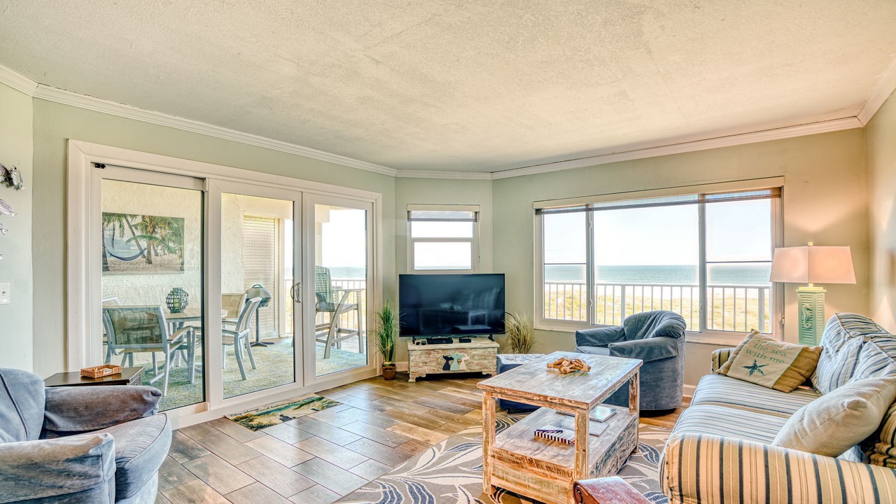 Photo of Livingroom in Butler Beach