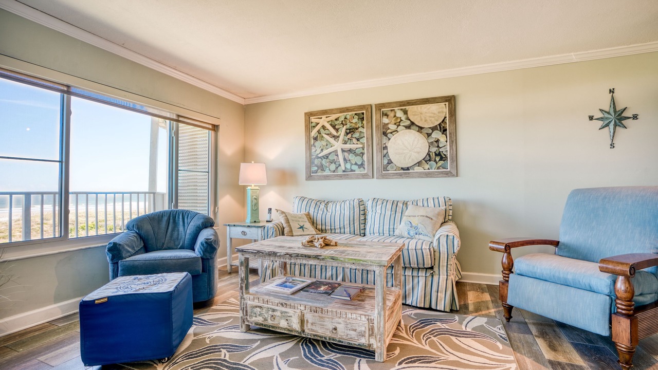 Photo of Livingroom in Butler Beach