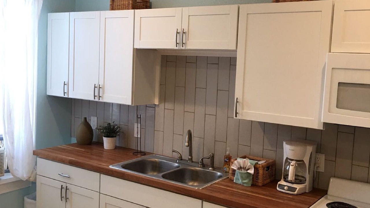 Photo of Kitchen in Altamont Manor