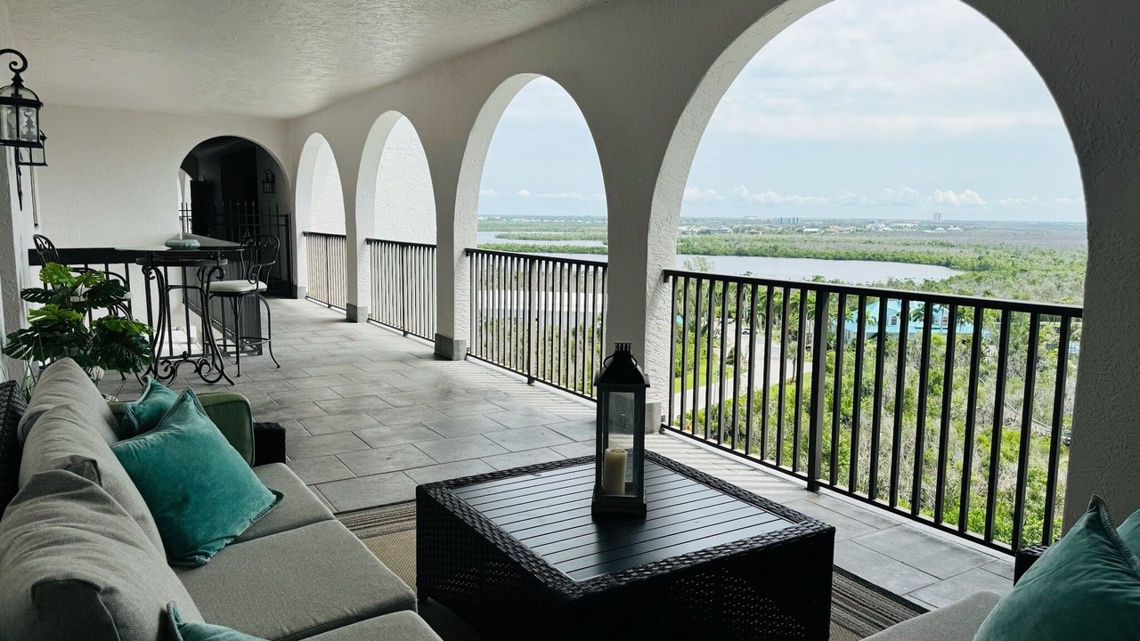 Photo of Patio Balcony in Punta Rassa