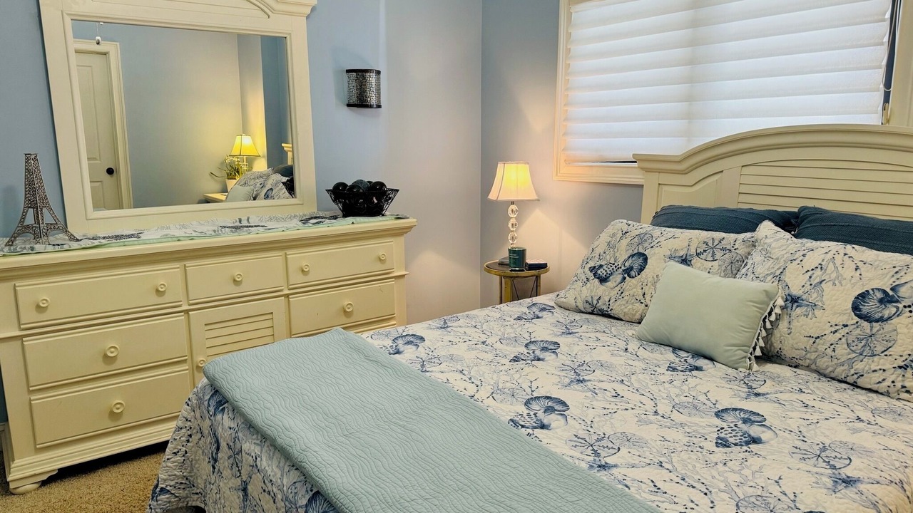 Photo of Bedroom in Punta Rassa