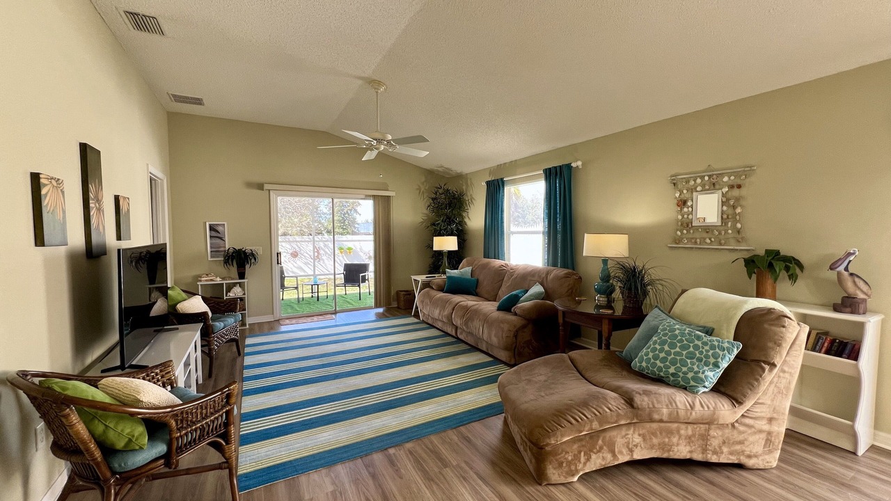 Photo of Livingroom in Duval