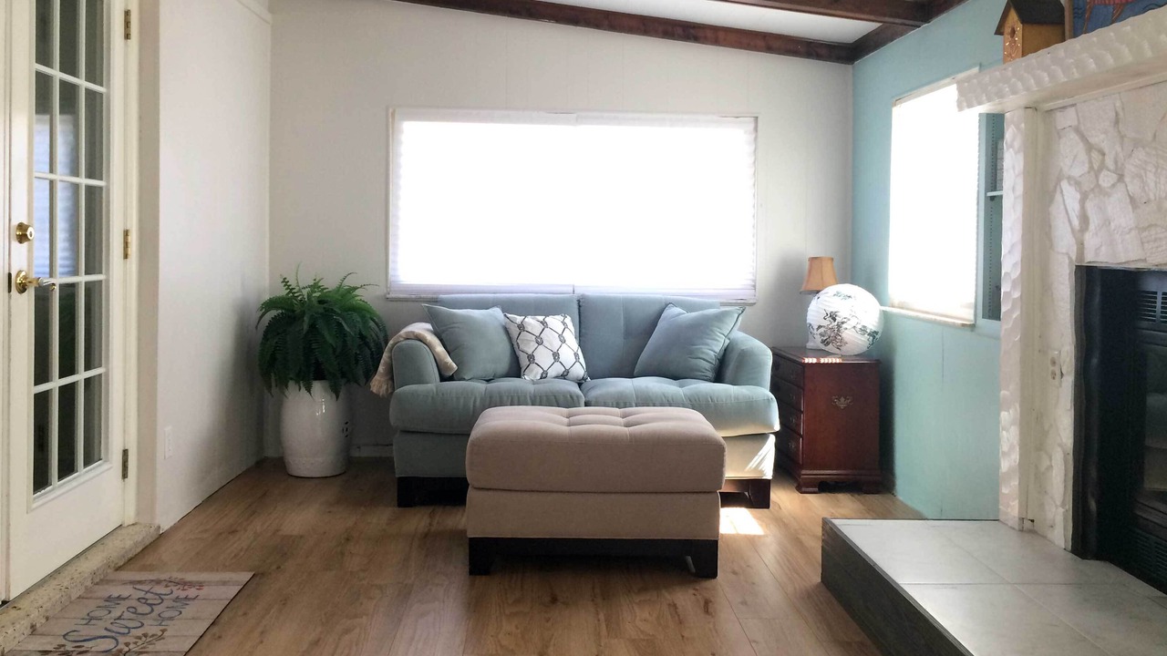 Photo of Livingroom in Sea Park Homes