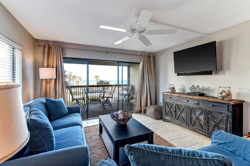 Photo of Livingroom in Amelia City