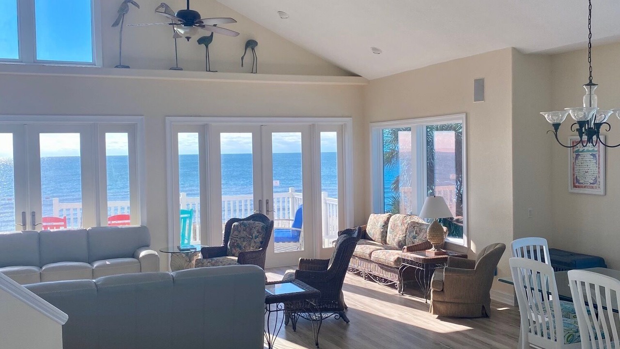 Photo of Livingroom in Treasure Beach Village