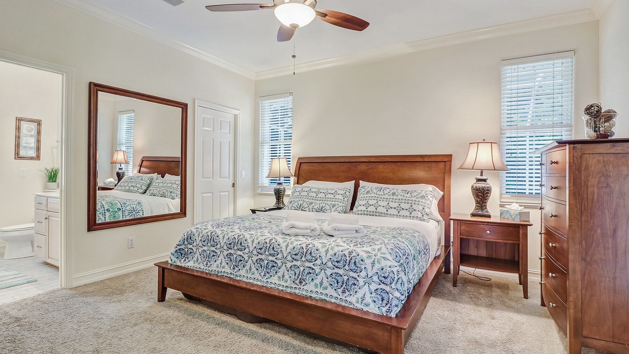 Photo of Bedroom in Naples Park