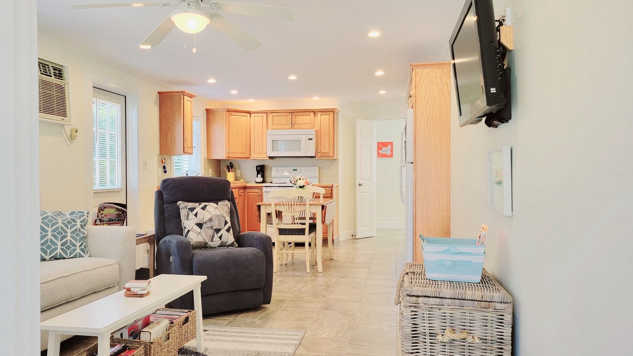 Photo of Livingroom in Naples Park