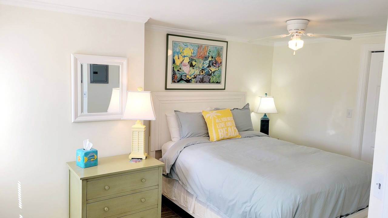 Photo of Bedroom in Naples Park