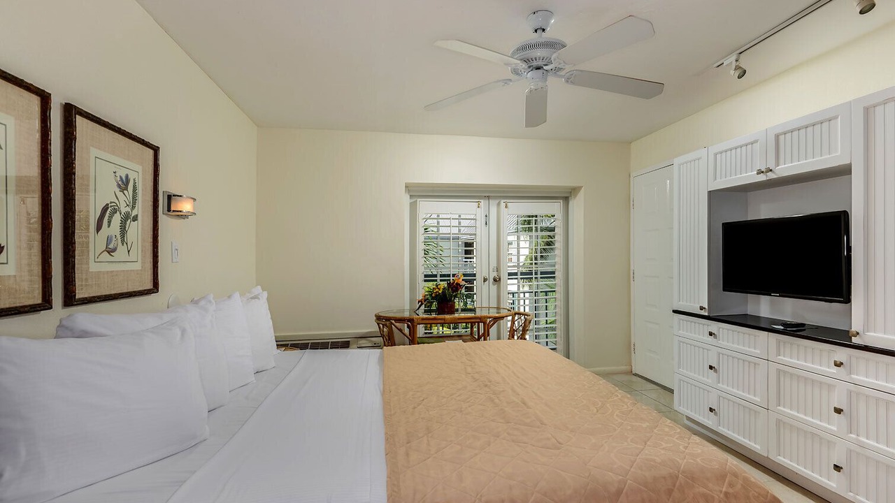 Photo of Bedroom in Historic Seaport