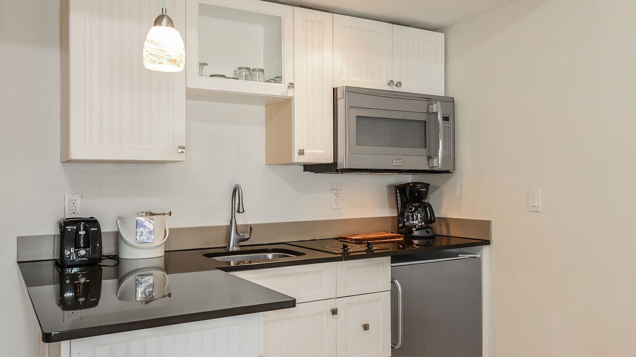 Photo of Kitchen in Historic Seaport