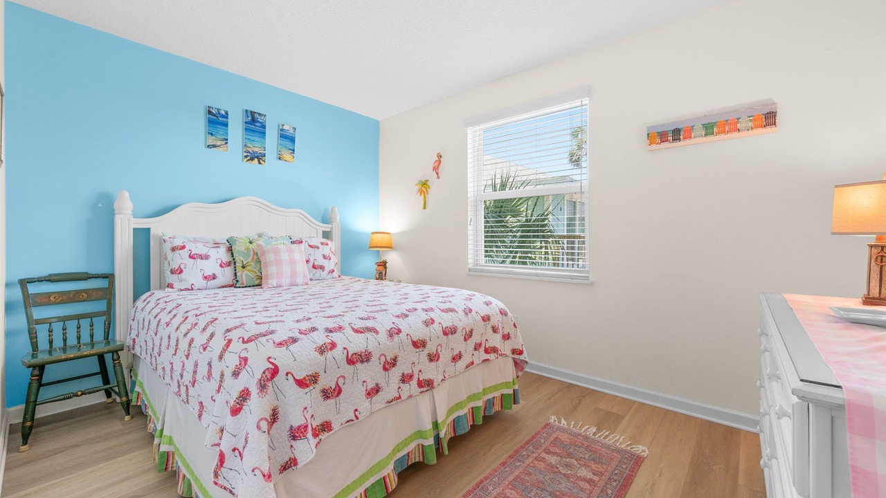 Photo of Bedroom in Surfcrest Village