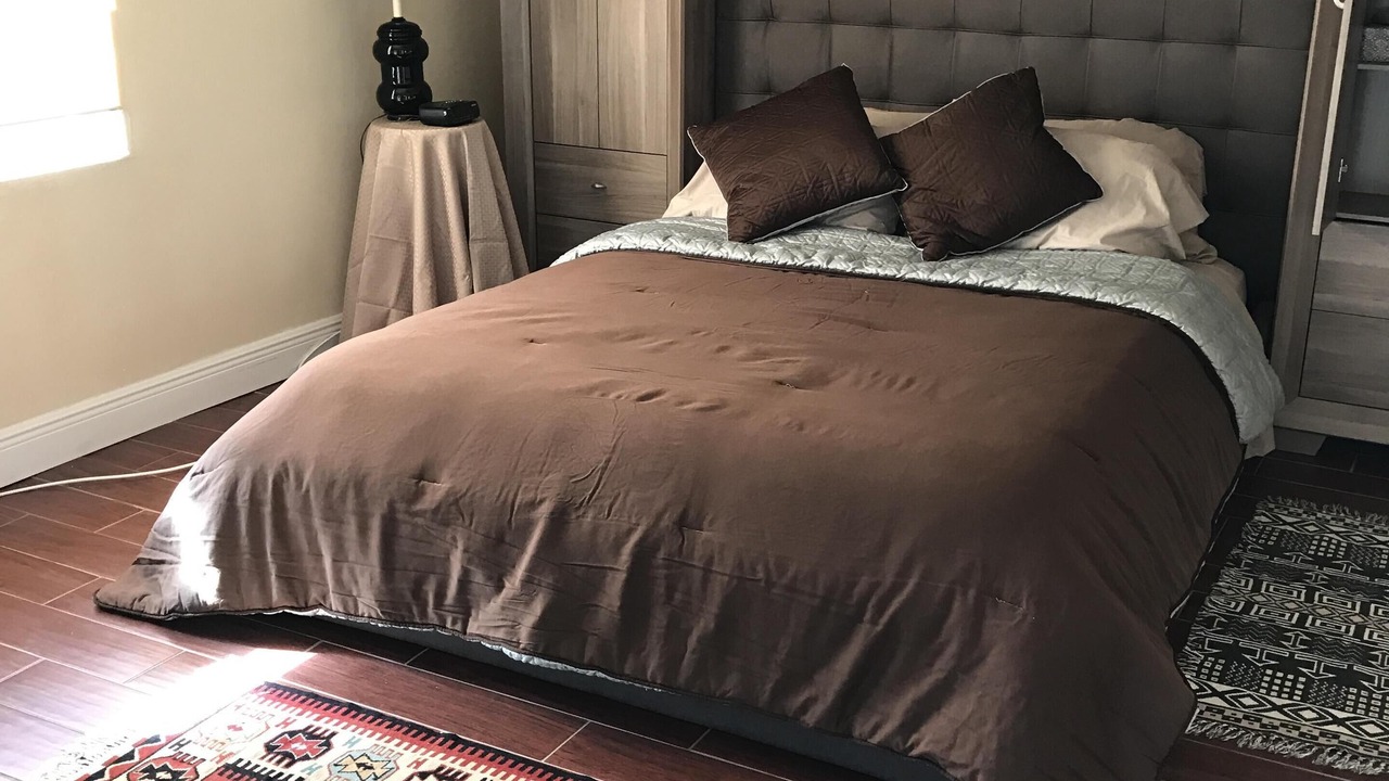 Photo of Bedroom in Whitney Beach