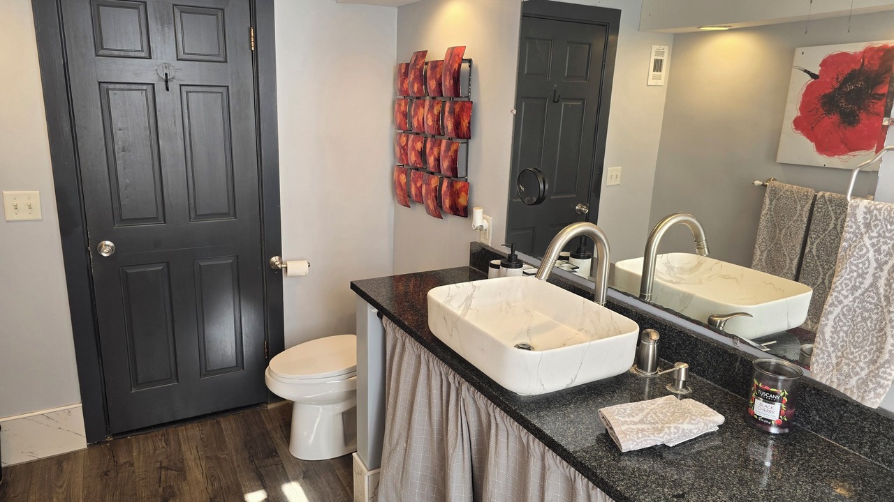 Photo of Bathroom in Beach Institute