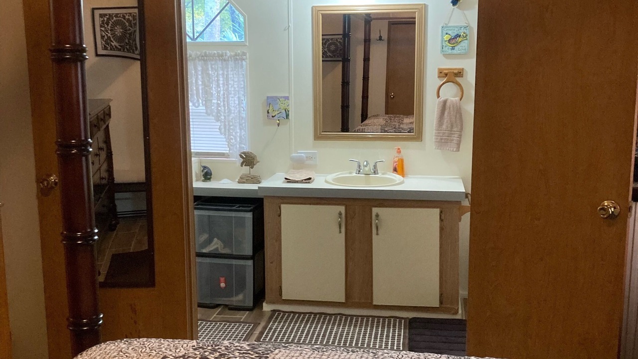 Photo of Bathroom in Chassahowitzka