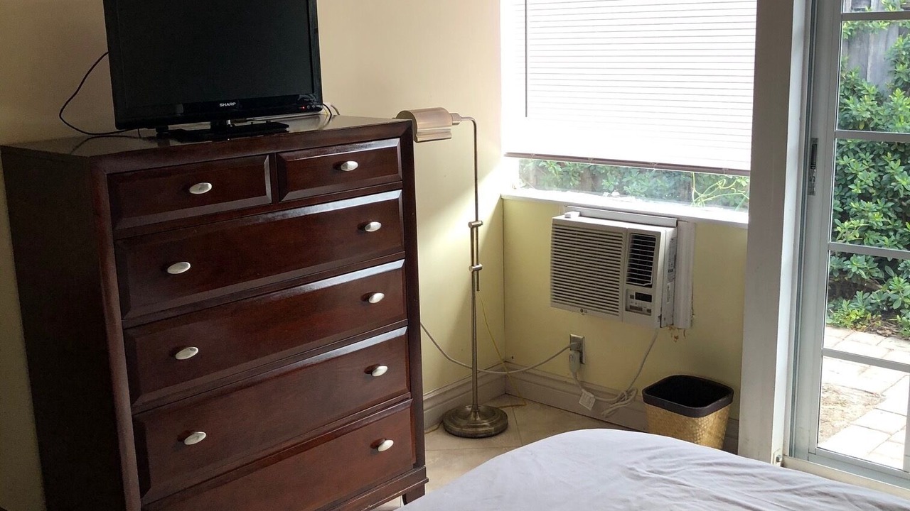Photo of Bedroom in Coral Shores