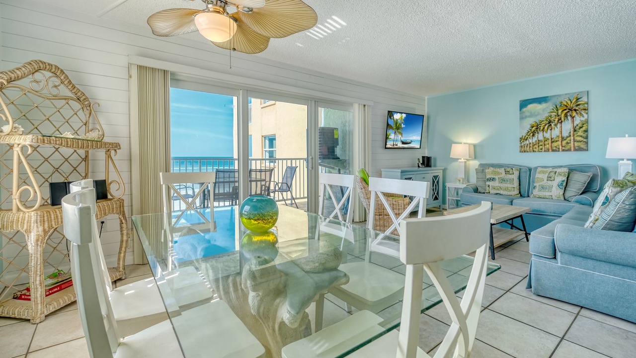 Photo of Livingroom in Indian Shores