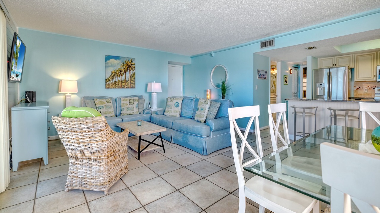 Photo of Livingroom in Indian Shores