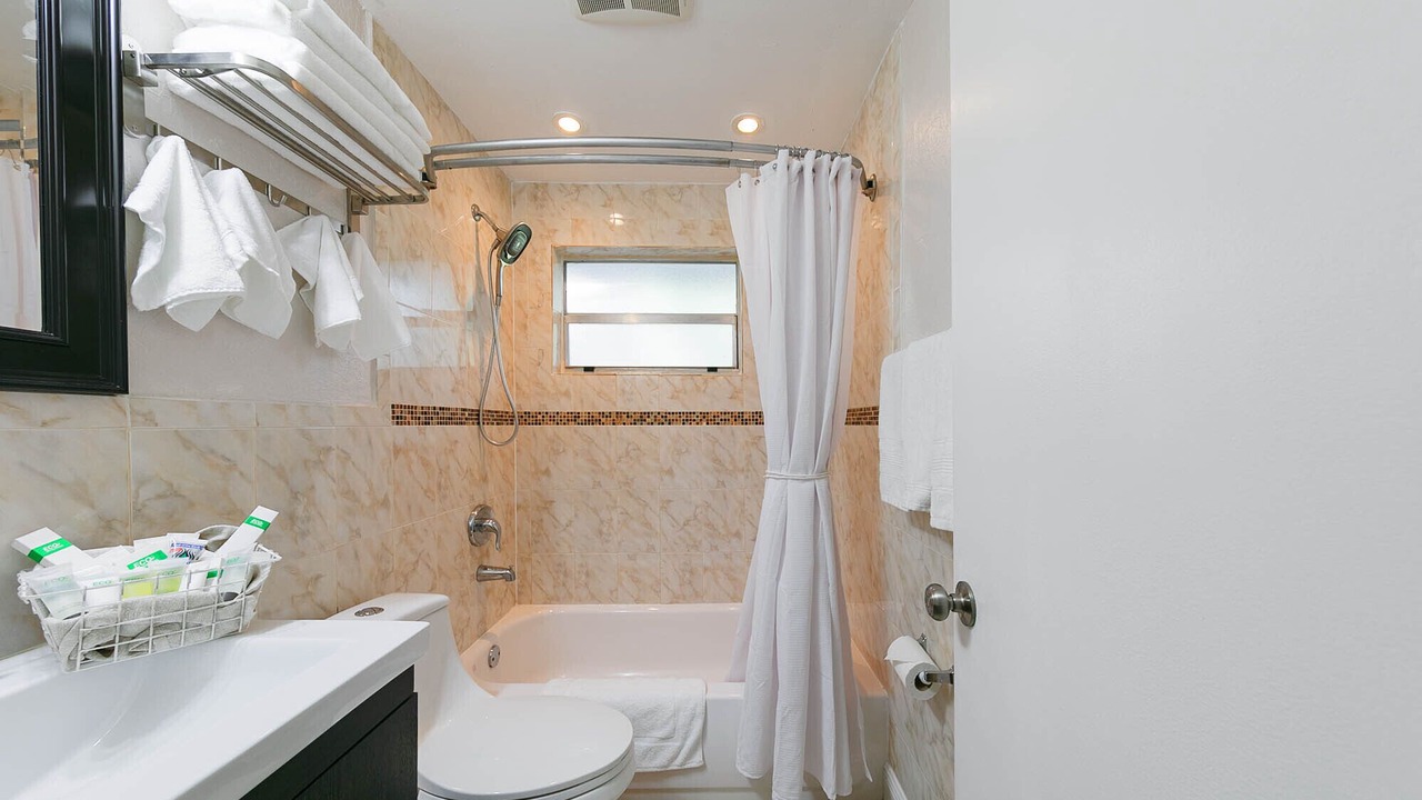 Photo of Bathroom in Sailboat Bend