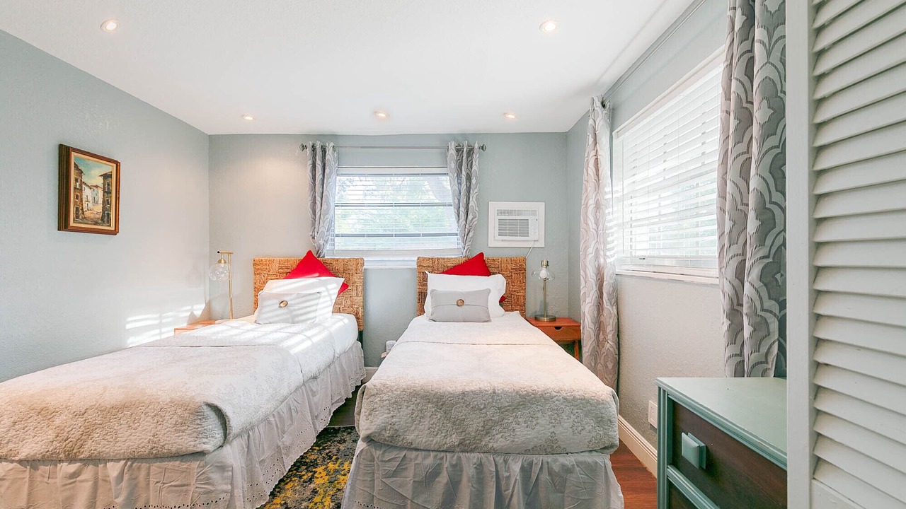 Photo of Bedroom in Sailboat Bend