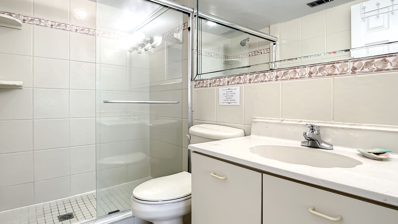 Photo of Bathroom in New Smyrna Beach