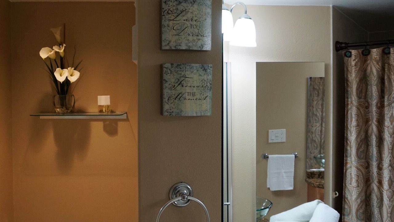 Photo of Bathroom in Sand Key