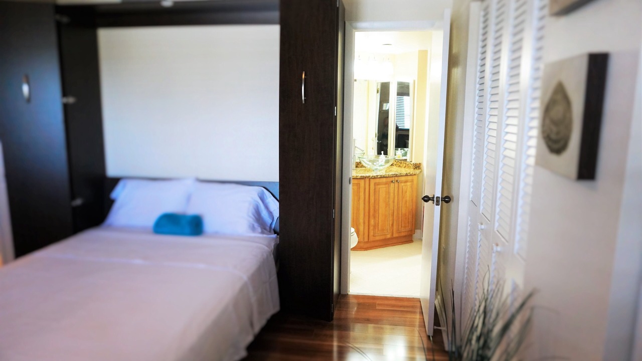 Photo of Bedroom in Sand Key