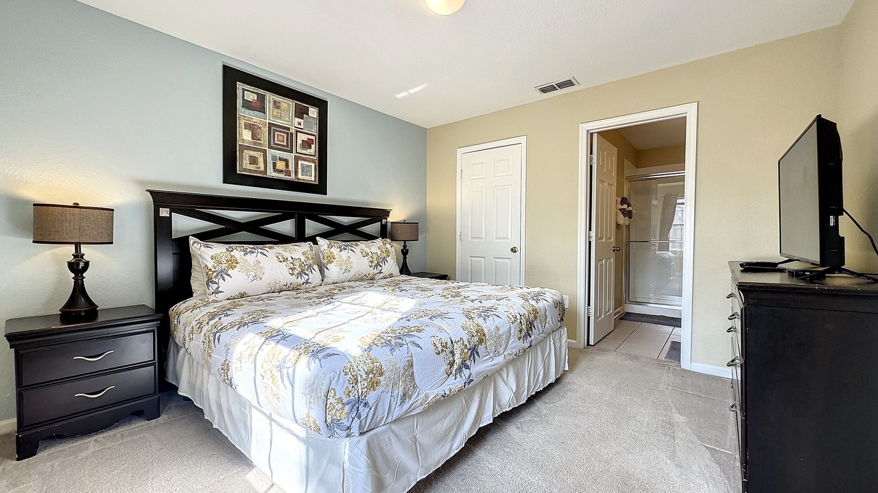 Photo of Bedroom in Windsor Hills