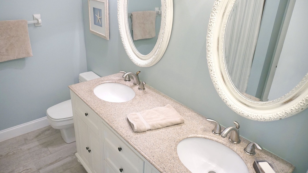 Photo of Bathroom in Palm Island